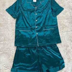 Swomog Women's 2 Piece Pajama Top/Short Set Silk Satin Sleep Set Sz M NWT